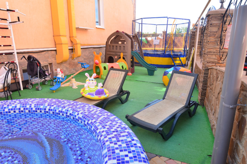 Отели Крыма с детской площадкой